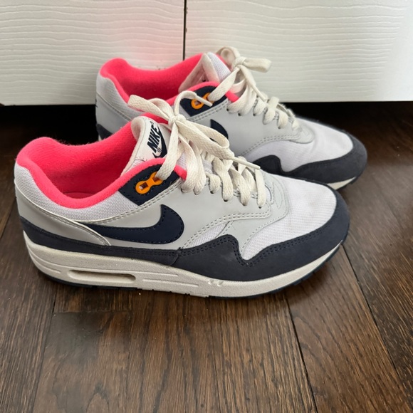 Nike Air Max 1 - Picture 1 of 5